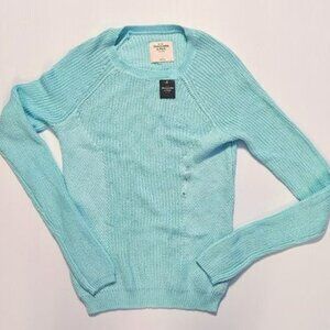 NWT Abercrombie Baby Blue Sweater - Size Large